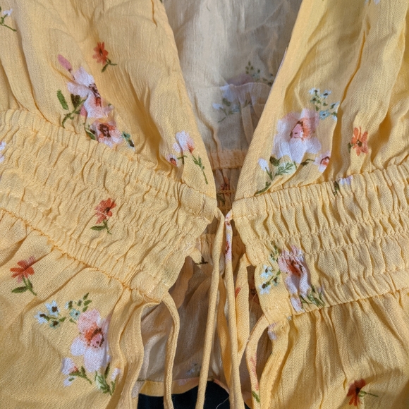 Yellow Forever 21 Tie-Front Top - Picture 6 of 10